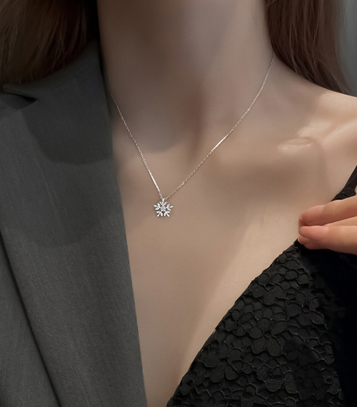 【la déesse】No.041・Necklace ラデュースカラコン