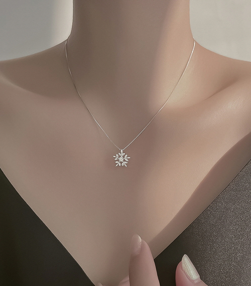 【la déesse】No.041・Necklace ラデュースカラコン